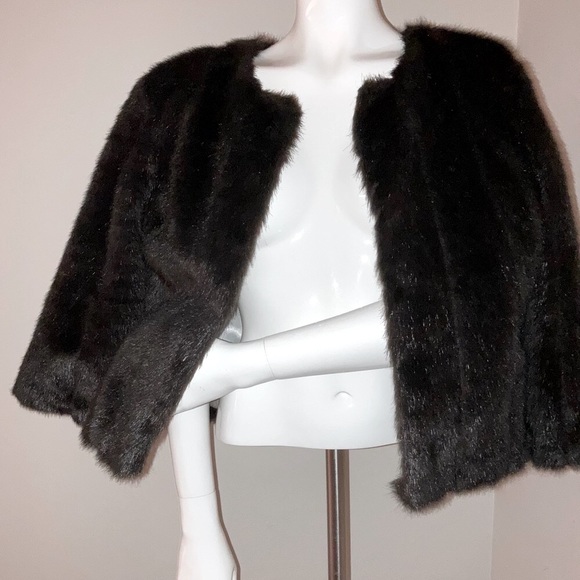 WD•NY Faux Fur Coat - Picture 3 of 16